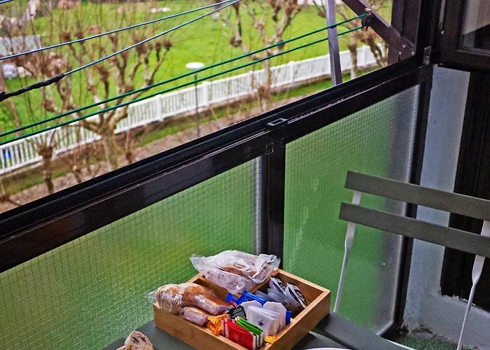 Vistas Al Mar, Acogedor, Completo. Cerca Del Centro Y Del Puerto. Appartamento