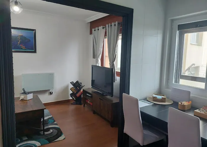 Appartamento Vistas Al Mar, Acogedor, Completo. Cerca Del Centro Y Del Puerto. *