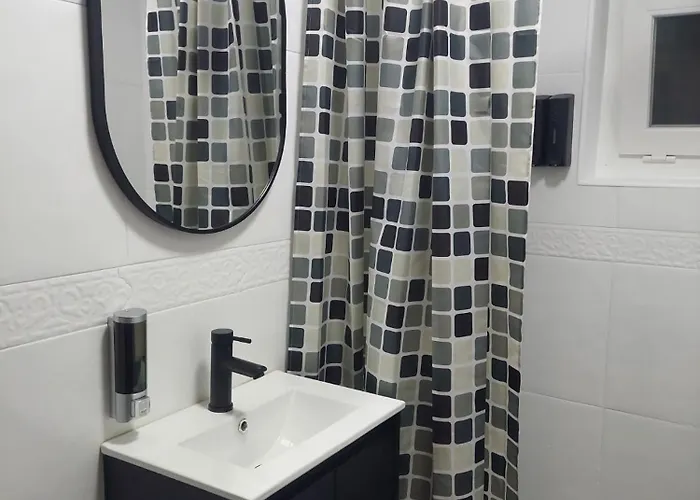 Vistas Al Mar, Acogedor, Completo. Cerca Del Centro Y Del Puerto. Appartamento *