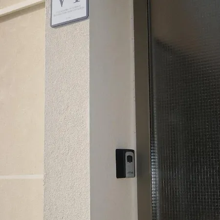 Vistas Al Mar, Acogedor, Completo. Cerca Del Centro Y Del Puerto.